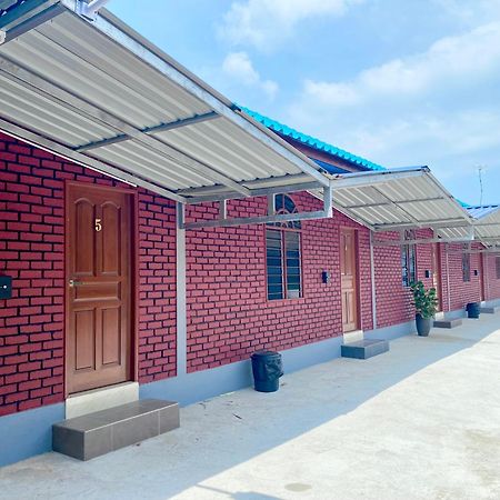Sasuka Chalet Pantai Pandak كُوالا تيرينغانو المظهر الخارجي الصورة